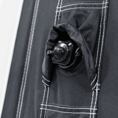 Only one valve to inflate the whole tent