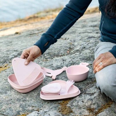 All parts in the color Dusty Pink