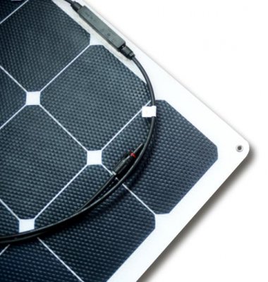 Närbild 120W flat solcell