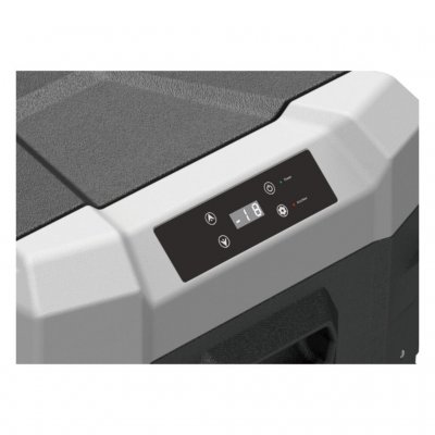You can easily control the temperature via the display