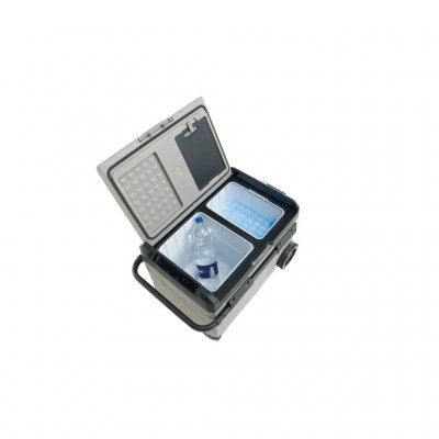 Outwell Arctic Frost 35 has two compartments with a total volume of 38 L.