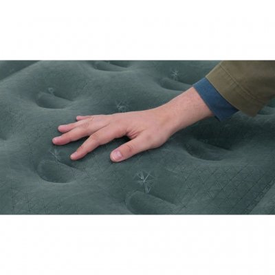 Soft velour on the top provides a comfortable feel.