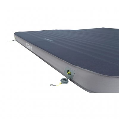 Large double patented valves allow the sleeping mat to inflate very quickly and easily.