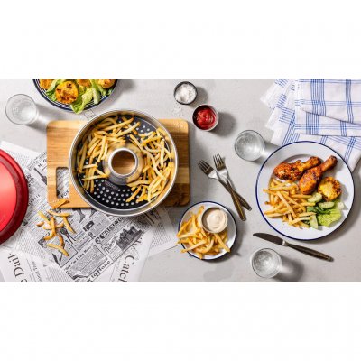 Perforated oven rack – perfect for crispy fries and even cooking of vegetables in the Omnia oven.