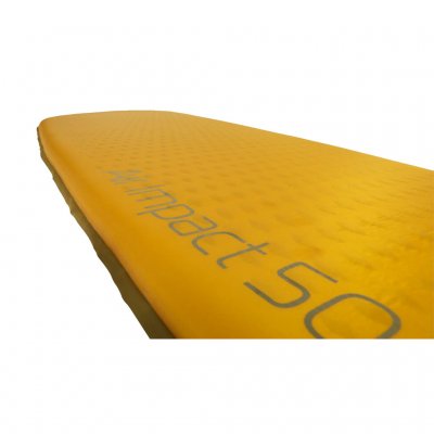 Sleeping mat from Robens, with low weight and a compact pack size.