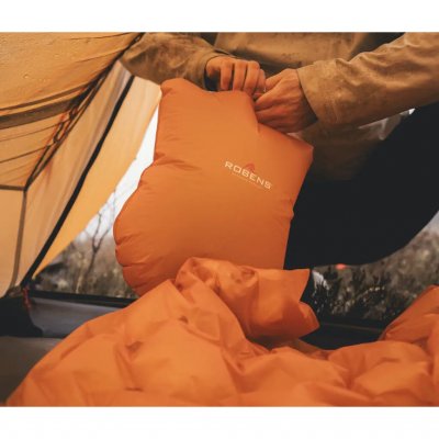 Easily inflate your air mattress from Robens.