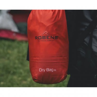 The base of the Dry Bag 8L from Robens is square to optimise packing.