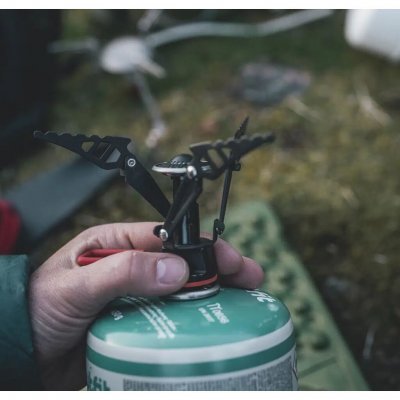 Portable and lightweight gas stove that screws directly onto the gas canister