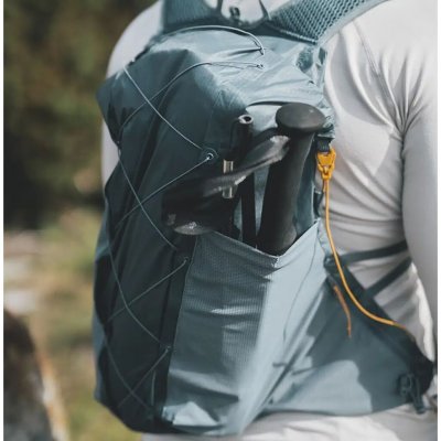 Small pack size and low weight make the poles easy to carry.