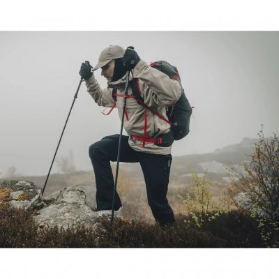 The poles come with interchangeable tips in rubber and carbide for different types of terrain.