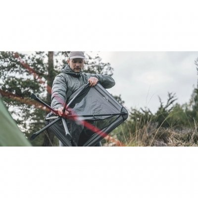 Telescopic design makes the chair quick and easy to fold and unfold.