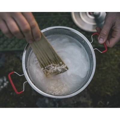 Protective silicone handle