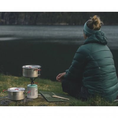 A practical and high-quality kit from Robens for cooking on a camping stove.