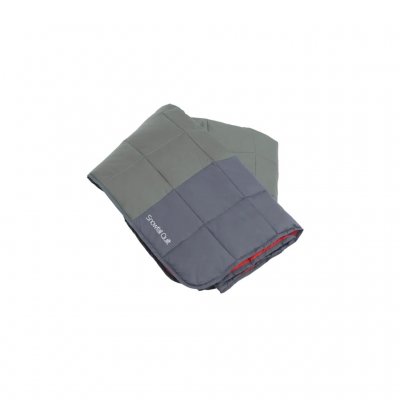 Soft blanket with good insulation in durable, windproof and water-repellent material, with a very small pack size.