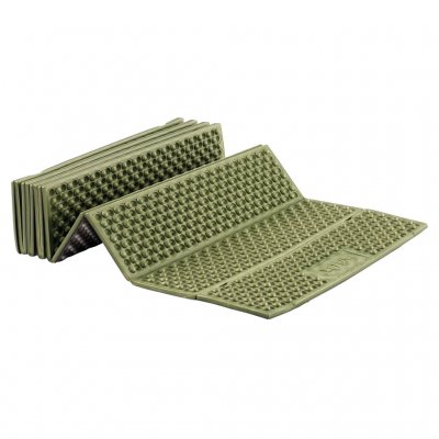 High-quality EVA foam with closed-cell construction for long durability and enhanced comfort.