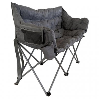 Comfortable armrests and practical storage provides a lovely relaxing break.