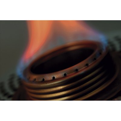 The burner provides a good flame that can be regulated.