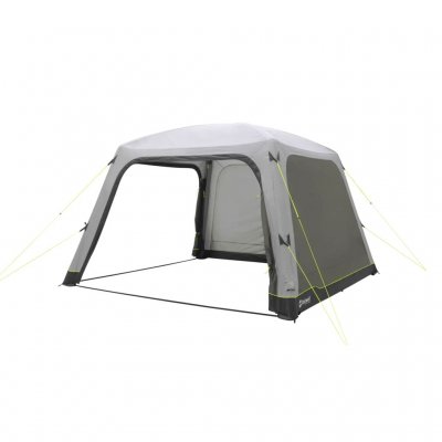 Enjoy a versatile entrance with two fully openable sides featuring mesh doors – perfect for camping adventures!